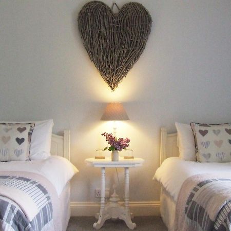 Lobhill Farmhouse Bed And Breakfast And Self Catering Accommodation Okehampton Εξωτερικό φωτογραφία