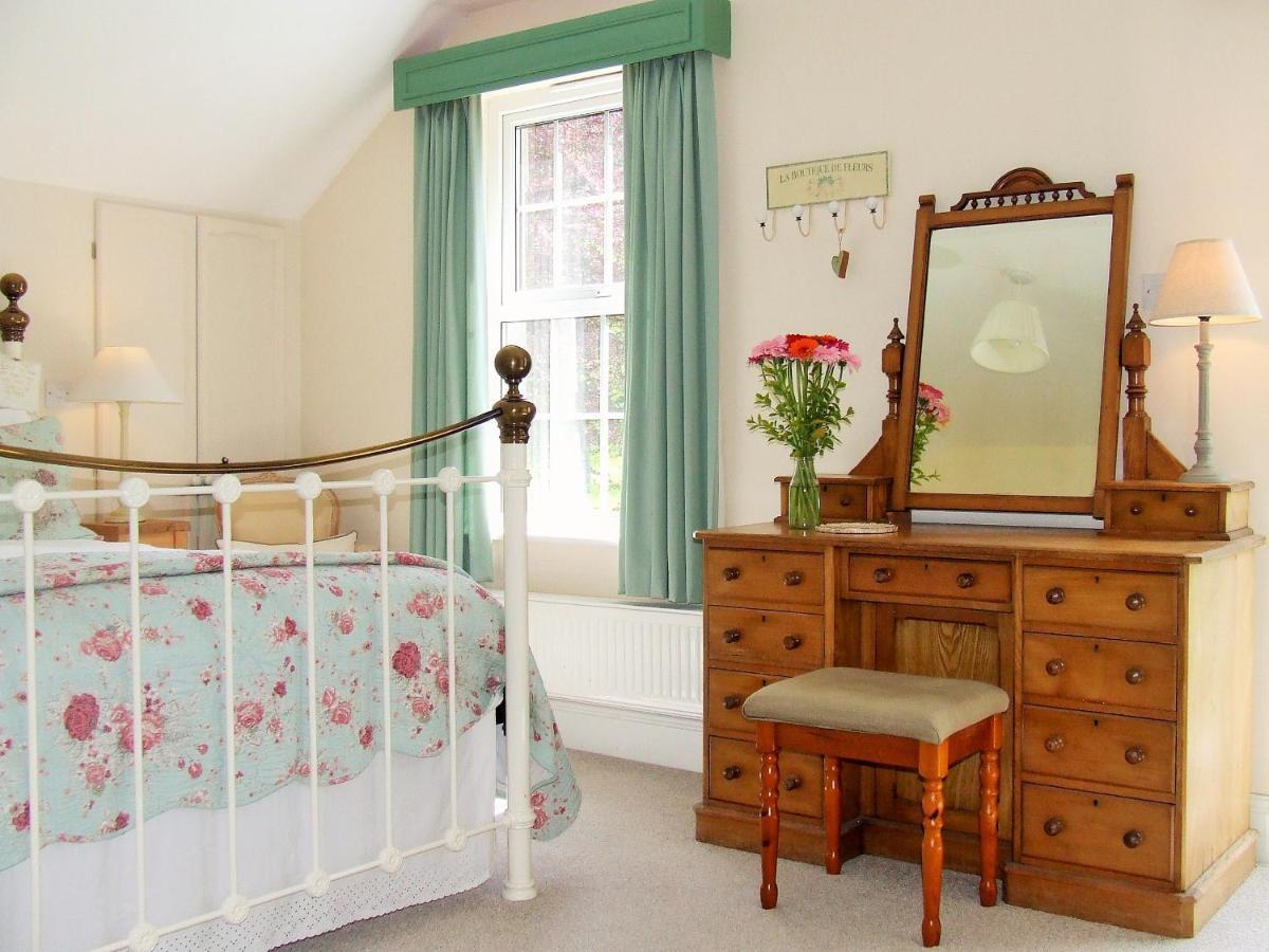 Lobhill Farmhouse Bed And Breakfast And Self Catering Accommodation Okehampton Εξωτερικό φωτογραφία