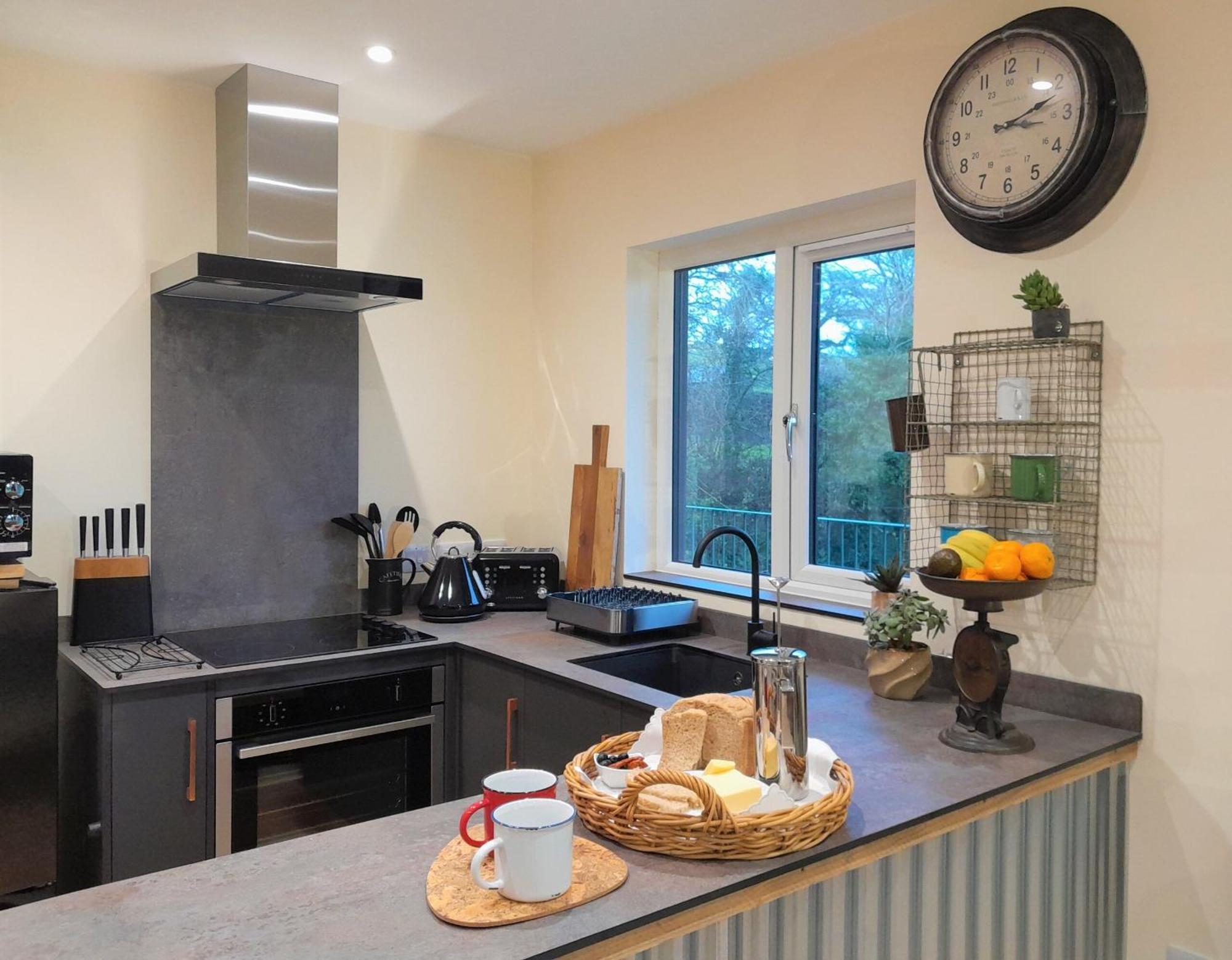 Lobhill Farmhouse Bed And Breakfast And Self Catering Accommodation Okehampton Δωμάτιο φωτογραφία